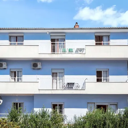 Apartamento Charming In Near Beaches Tisno